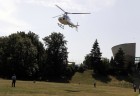 prilet vrtulnika s trofejou