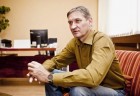 MUDr. Ján Šulaj v kancelárii po operácii