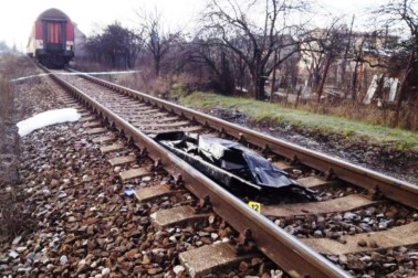 mrtvola na zeleznici