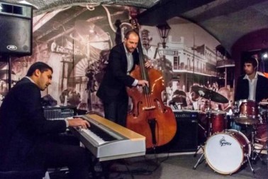 nothing but new trio