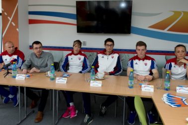 SR Bratislava Atletika ME Halové Reprezentanti Odlet BAX
