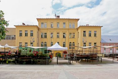 gymnazium2