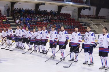 beneficny hokej2