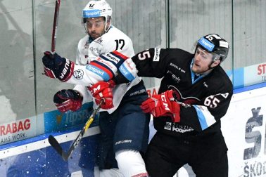 SR hokej TL 28. kolo Nitra Banská Bystrica NRX