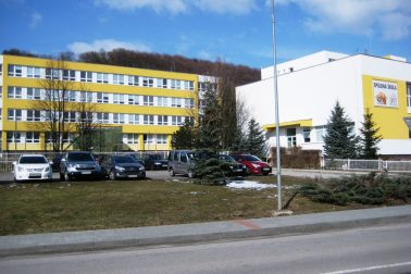 spojena skola kremnicka