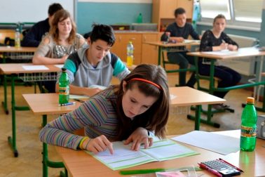 SR Košeca školstvo monitoring deviataci TNX