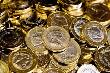 Nemecko EÚ Lotyšsko eurozóna mince razenie