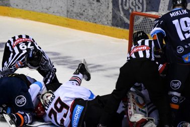 SR hokej  štvrťfinále playoff Košice B. Bystrica KEX