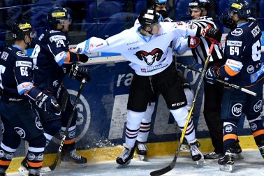 SR hokej  štvrťfinále playoff Košice B. Bystrica KEX