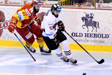 SR Hokej TL play off finále 5. Trenčín  B.Bystrica TNX