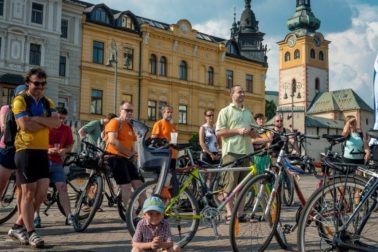 do prace na bicykli