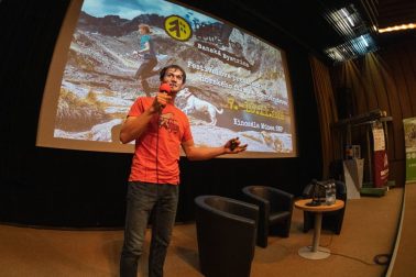 46146764_304499826818738_712556446163664896_n