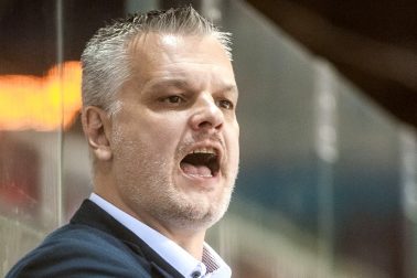 SR šport hokej TL 1. kolo Bystrica  Mikuláš BBX