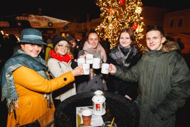 Naši zahraniční študenti prišli na punč