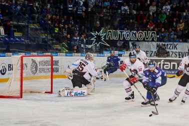 55764180_10156356338587060_7187244396780191744_o