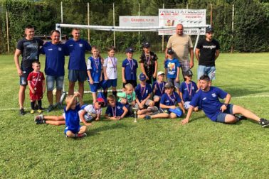 69028898_355895398683549_7909008286458839040_n