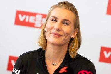 Sr