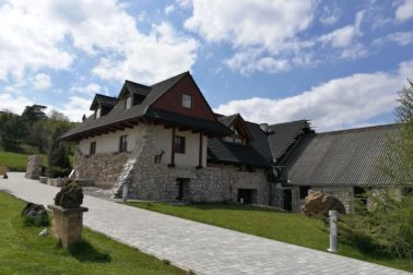 farma hiadlovskych