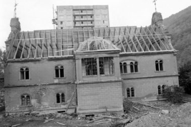 Tihányiovský kaštieľ_1981
