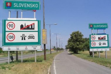 z rajky na slovensko