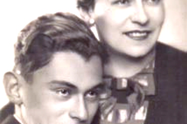 karola-so-synom-petrom