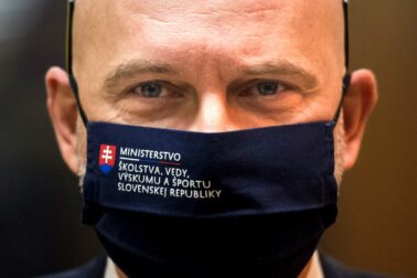 minister skolstva
