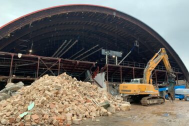 zimny stadion buranie