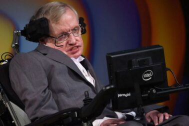 stephen hawking1