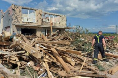tornado4