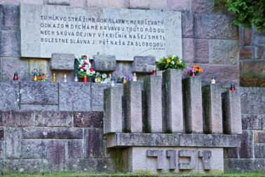 pamatnik3
