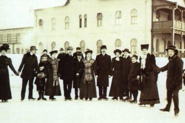 Rodinná fotografia Houdekovcov, Makovickovcov a Burianovcov