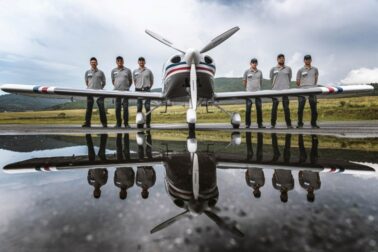 letecká posádka CBS flying team