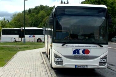 autobus banska stiavnica