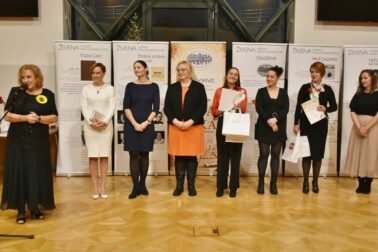 Nominované líderky. Sprava Zuzana Sloboda Szabóová, Miriam Lapuníková, Veronika Poláková, dobrovoľníčka zo SPOSA (za Máriu Helexovú), Katarína Fíglová, Silvia Cochová, Iveta Babjaková