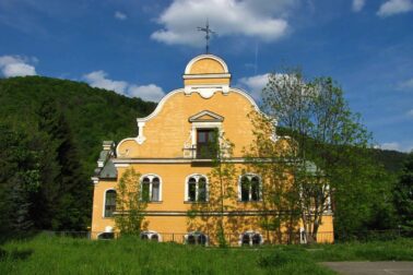 tihanyiovsky kastiel