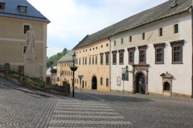 sbm1
