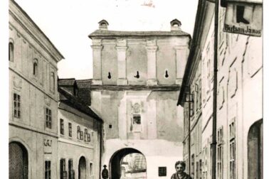2. 1 a predtým Lazovná ulica (3)