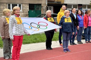 aes olympiada seniorov