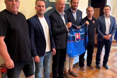 stretnutie na Radnici