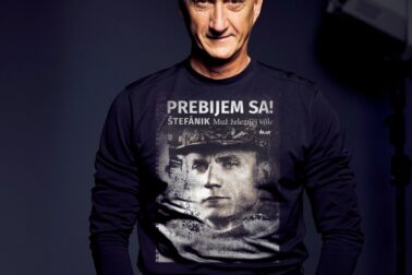 Banáš s tričkom Štefánik