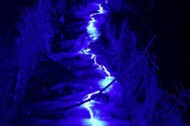 Korytnica-osvetleny-potok