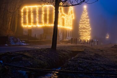 Korytnica_vysvietene budovy_MatusMajtan