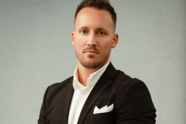 Adam Sámel1