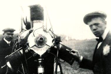 Andrej Kvasz1
