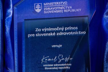 ocenenie ministra zdravotníctva