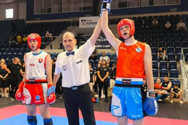 2x. m M SR v KL - 84 kg junior a senior