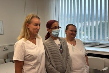 Zľava MUDr. Martina Konkokoľová, pani Margita a MUDr. Svetlana Selčanová, PhD.