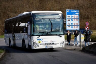 bus1