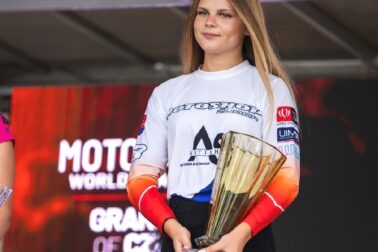 Sára Žuborová