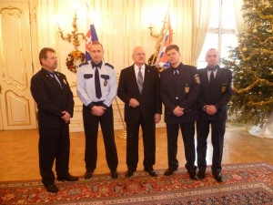 policajti z bb u prezidenta
